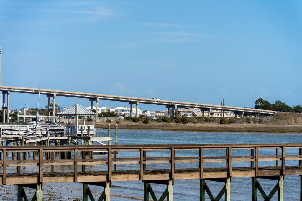 Willa Dolphin Cove - Whole Waterfront House With Dock Ocean Isle Beach Zewnętrze zdjęcie